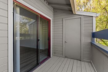 The alexandar apartments in santa rosa, california patio balcony